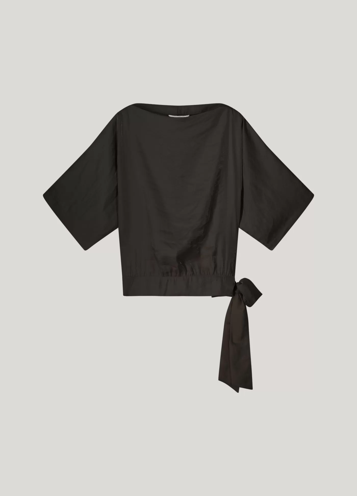 glanzende_top_met_ceintuur_119184.webp Summum Tops & T-Shirts<Glanzende top met ceintuur